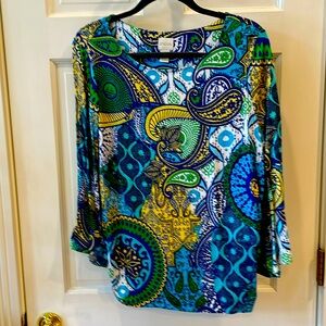 Chico’s Blue/Green/ Yellow Size 2 (12/14) Round Neck 3/4 Bell Sleeve Top.